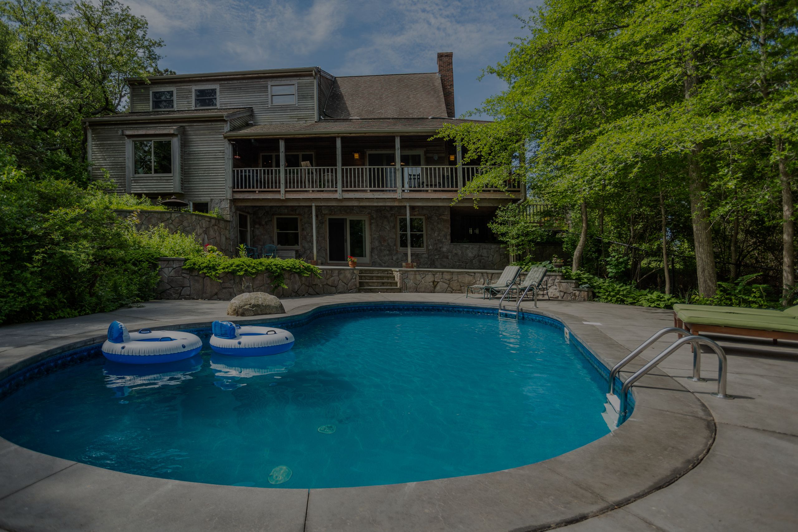 Our Favorite Pools Currently on the Market in Cape Cod 